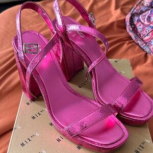 Mix No. 6 Metallic Pink Block Heels
